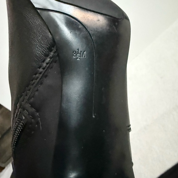 Nine West Black Leather Knee High Heel Boots Size 8.5 - Picture 11 of 12